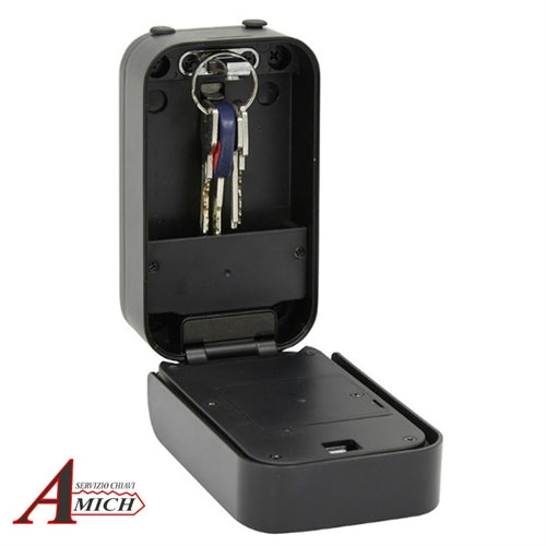 Keeper 2.0 cassetta portachiavi esterno smart 140.5x82.5x47 misure est ip65 bluetooth e abbinato al bridge anche da remoto via wifi.
